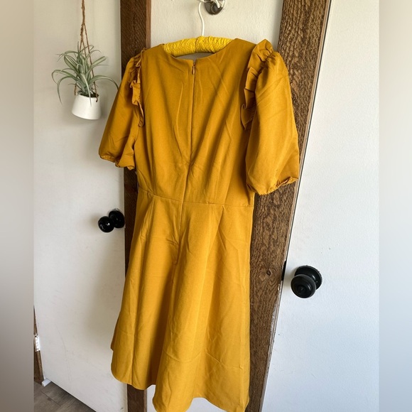 New Women's Florence Puff Half Sleeve Empire Waist Fit and Flare Dress women’s 8 - Picture 10 of 16